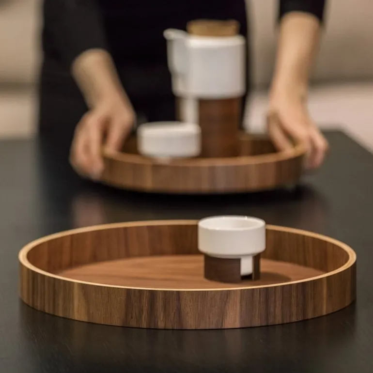 Tonfisk Design Reuna serving tray 40 cm, walnut