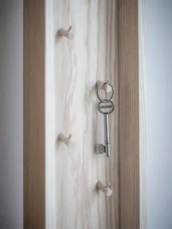 Tuulia Penttilä Around key cabinet, L - for 15 keys