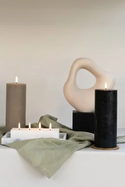 Uyuni Lighting LED pillar candle, 7,8 x 20 cm, rustic texture, sandstone