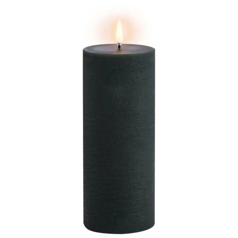 Uyuni Lighting LED pillar candle, 7,8 x 20 cm, rustic texture, pine green