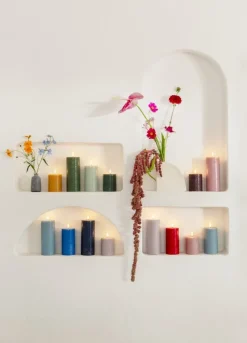 Uyuni Lighting LED pillar candle, 7,8 x 20 cm, rustic texture, pine green