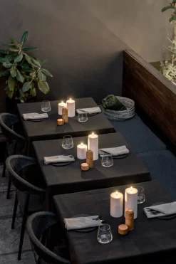 Uyuni Lighting Outdoor LED pillar candle, 8,4 x 15 cm, white