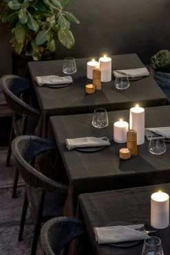 Uyuni Lighting Outdoor LED pillar candle, 8,4 x 20 cm, white