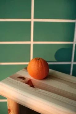 Vaarnii 002 Ast stool, pine