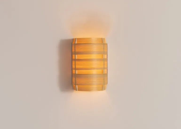 Vaarnii 1004 Hans wall light, pine