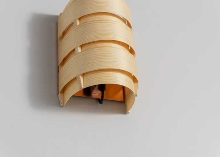 Vaarnii 1004 Hans wall light, pine