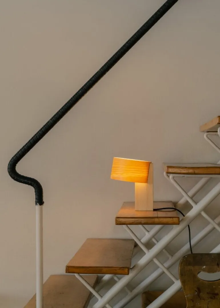 Vaarnii 018 Hoop table lamp, small