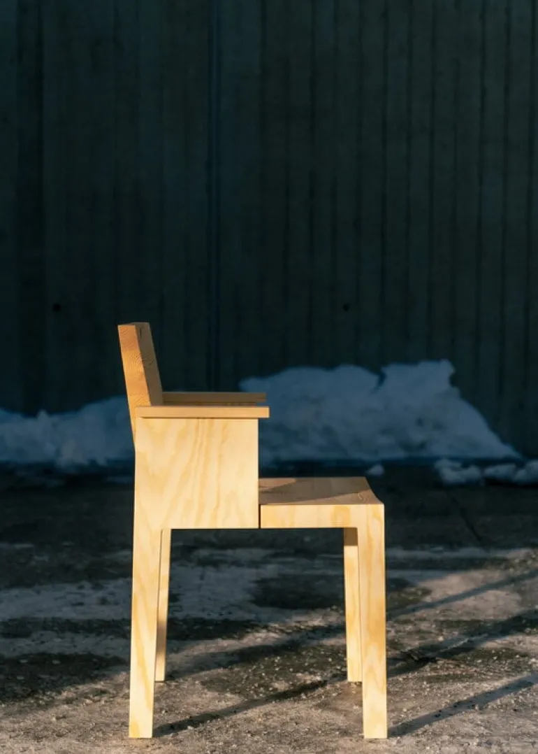 Vaarnii 016 Maasto dining armchair, pine