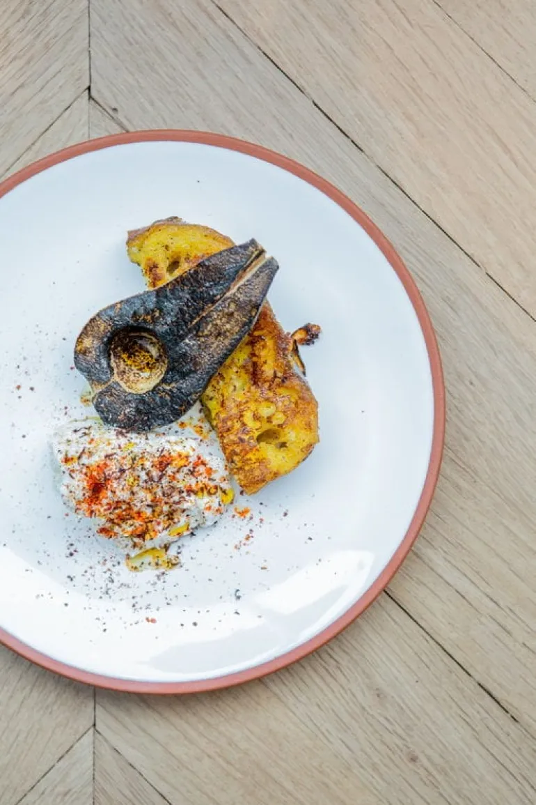 Vaidava Ceramics Earth dinner plate 22 cm, white