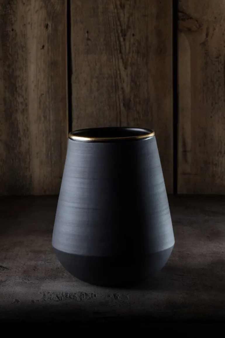 Vaidava Ceramics Eclipse Gold vase, black - gold