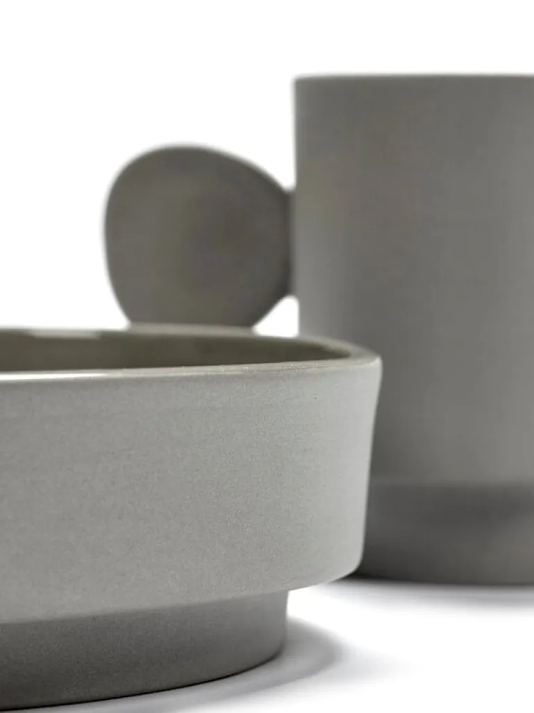 valerie_objects Inner Circle high plate, light grey