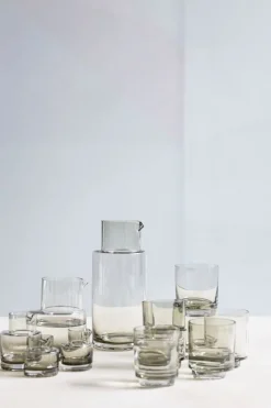 valerie_objects Inner Circle carafe, 75 cl, smokey grey