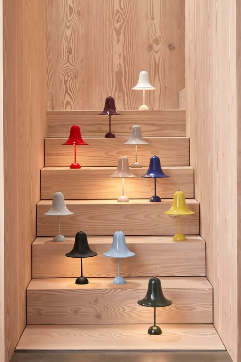 Verpan Pantop Portable table lamp 18 cm, bright red