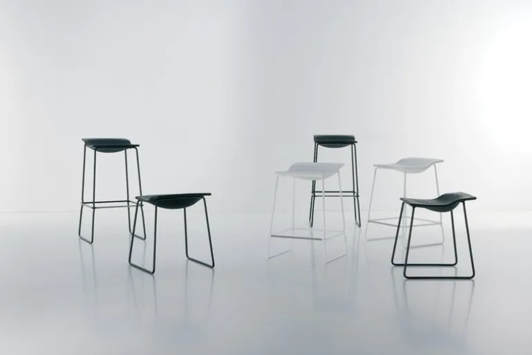 Viccarbe Last Minute stool, medium, white