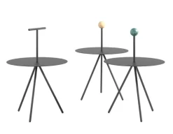 Viccarbe Trino table, black - oak handle