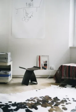 Vitra Butterfly Stool, maple