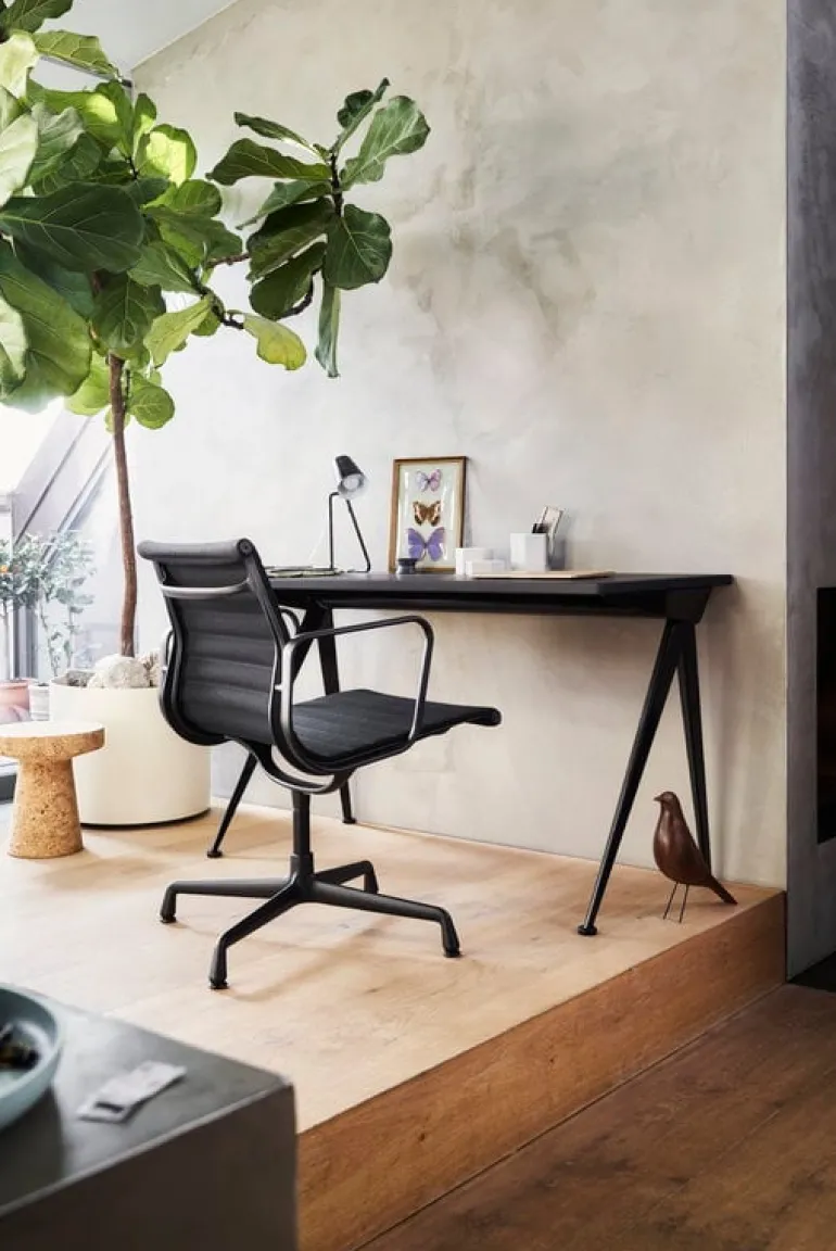 Vitra Eames House Bird, walnut