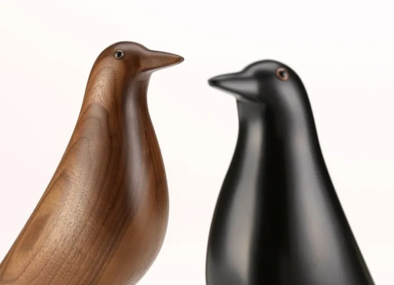 Vitra Eames House Bird, walnut