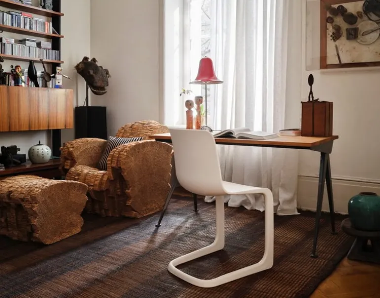 Vitra EVO-C chair, ivory