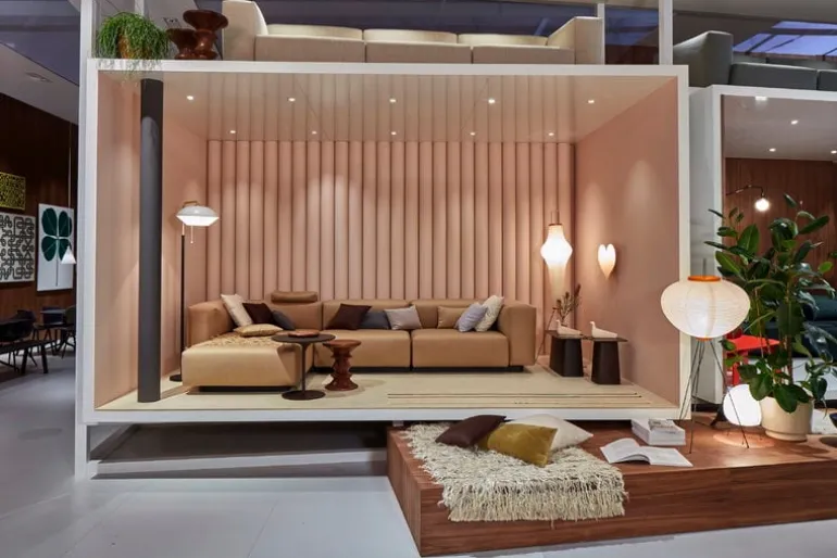 Vitra Metal Side Table, S, black