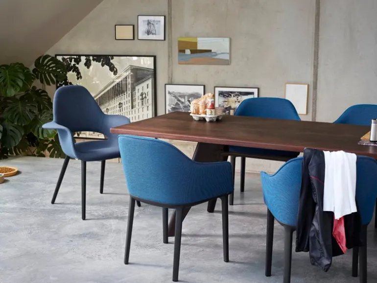 Vitra Organic Chair, oak - chocolate/black