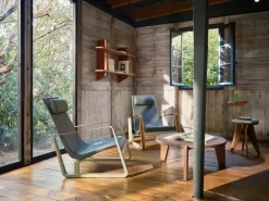 Vitra Rayonnage Mural shelf, Japanese red - oak