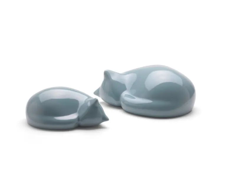Vitra Resting Cat, small, light blue