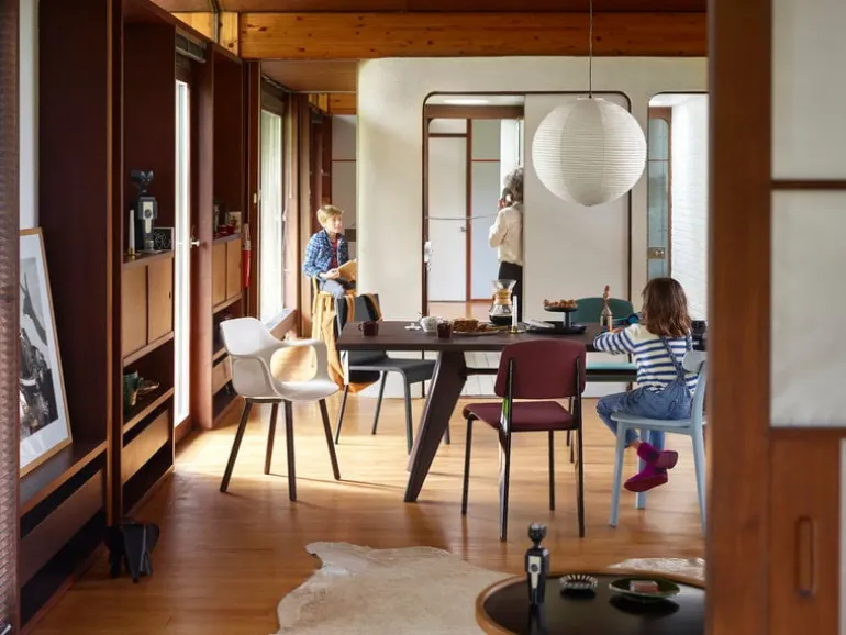 Vitra Rotary tray, black