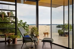 Vitra Slow Chair, blue/green - chocolate