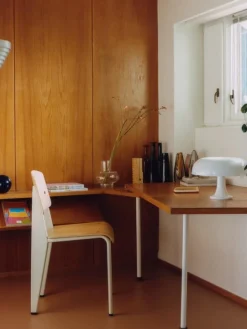 Vitra Standard chair, Prouvé Blanc Colombe - oak