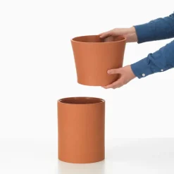 Vitra Terracotta pot, M, terracotta