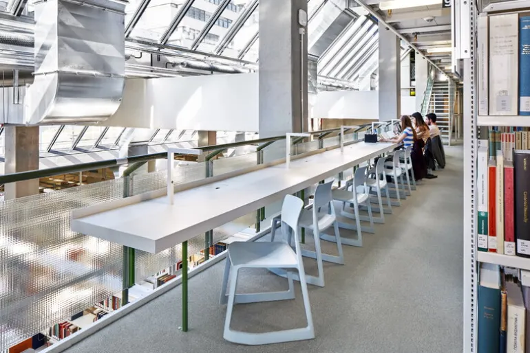 Vitra Tip Ton chair, ice grey