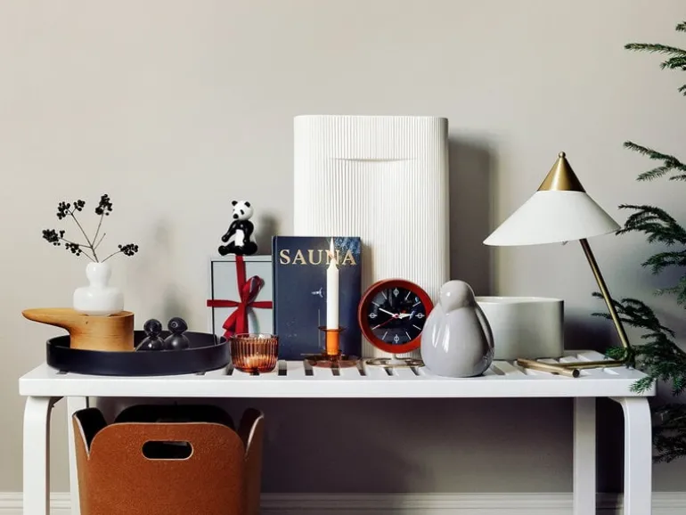 Warm Nordic Brass Top table lamp, warm white