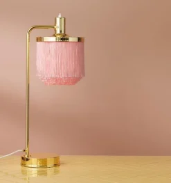Warm Nordic Fringe table lamp, pale pink