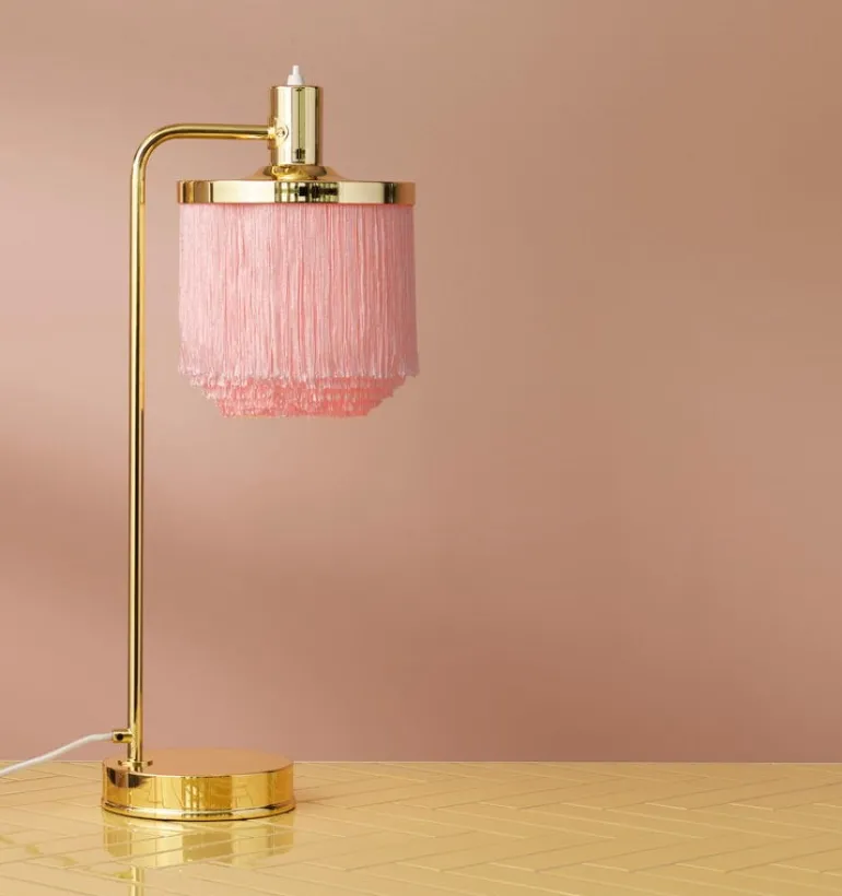 Warm Nordic Fringe table lamp, pale pink