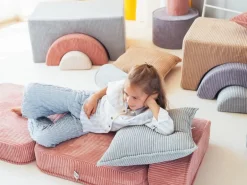 Wigiwama Flip chair, pink mousse