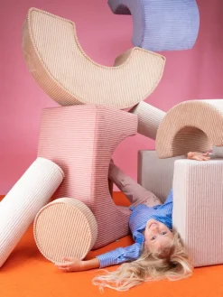 Wigiwama Rainbow playset, brown sugar