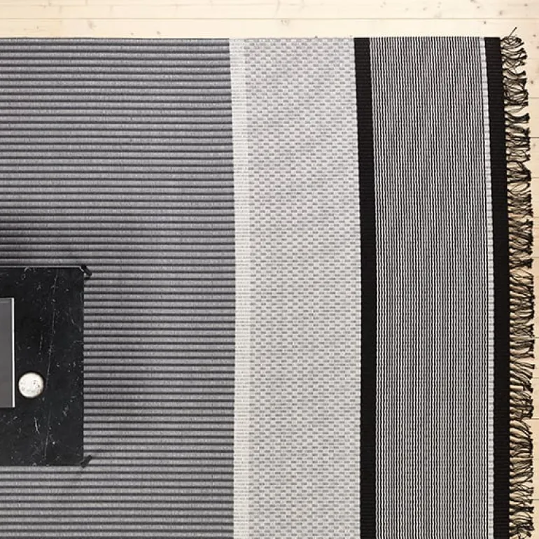 Woodnotes San Francisco carpet, dark blue - nutria