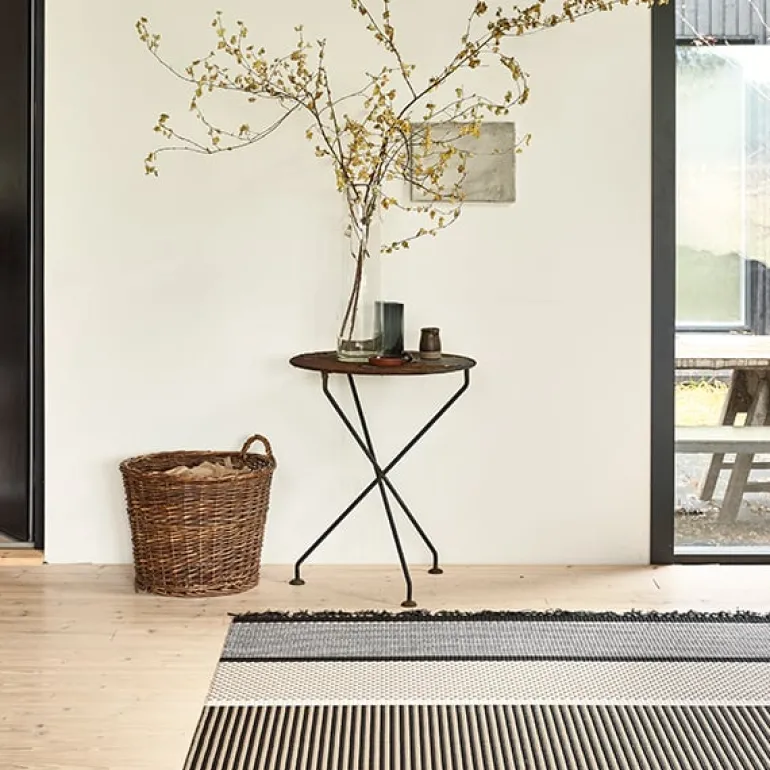 Woodnotes San Francisco carpet, dark blue - nutria