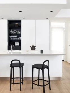 Woodnotes Siro+ bar stool 65 cm, black