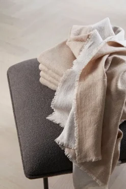 Woud Double throw, off-white - beige