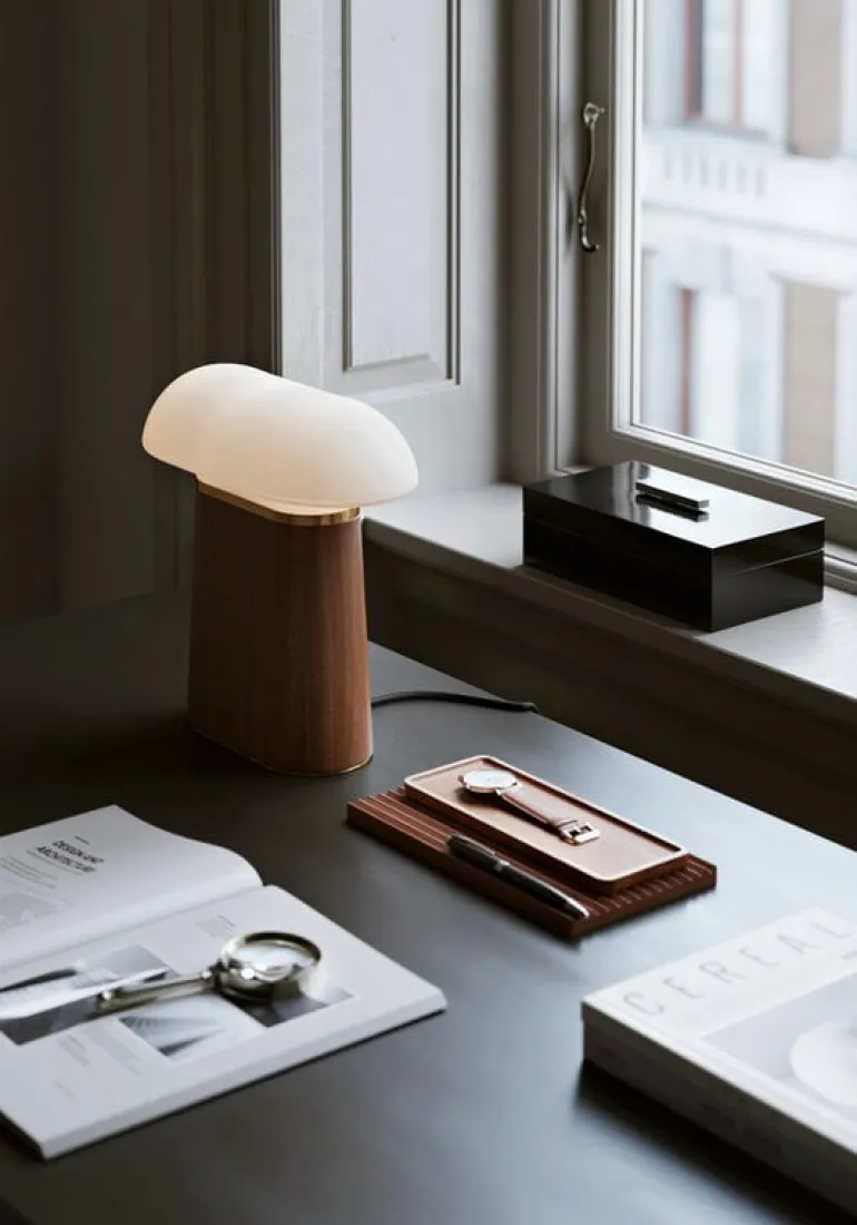 Woud Nova table lamp, walnut - opal glass