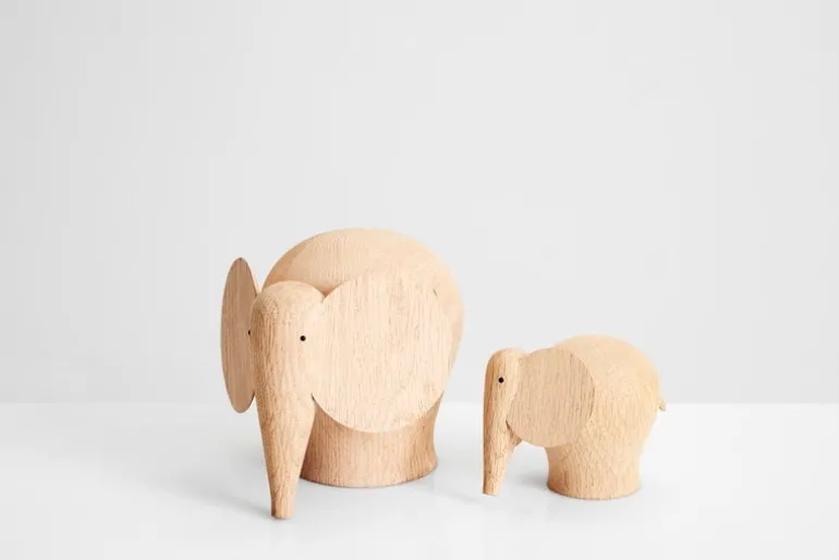 Woud Nunu elephant, medium