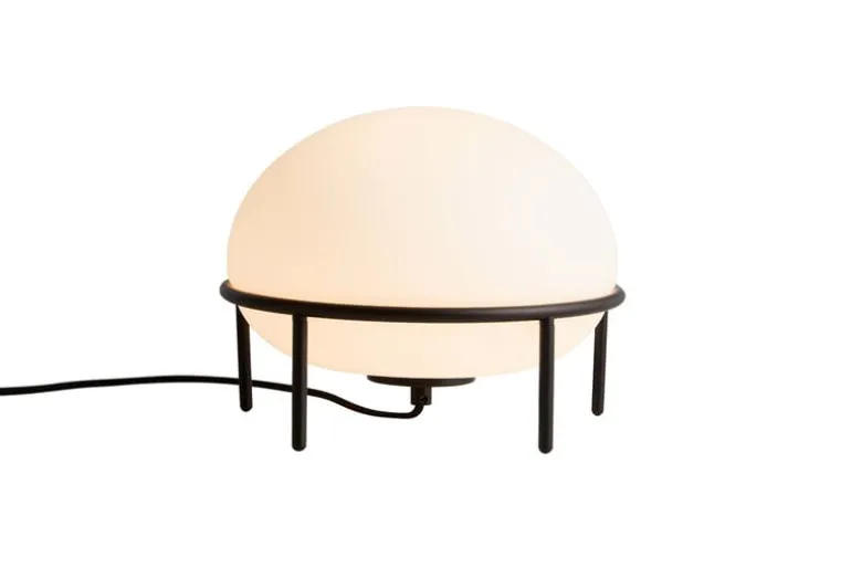 Woud Pump table lamp