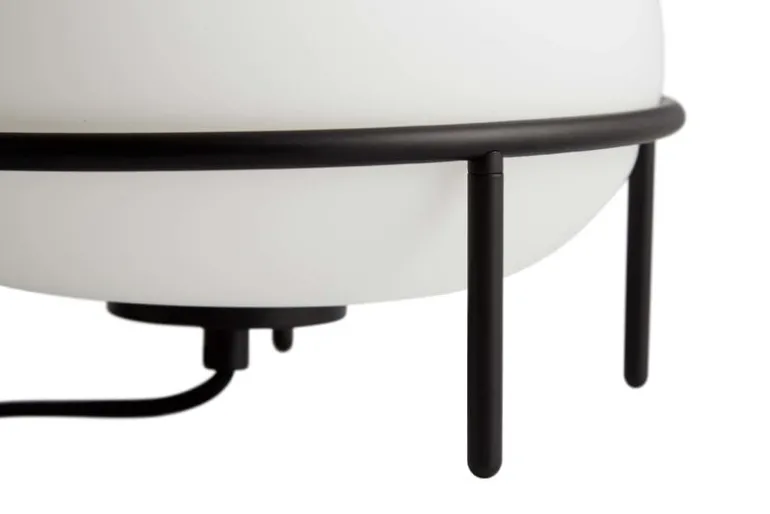 Woud Pump table lamp