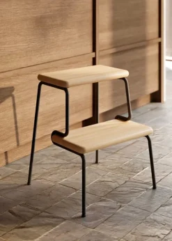 Woud Slalom step stool, white lacquered oak