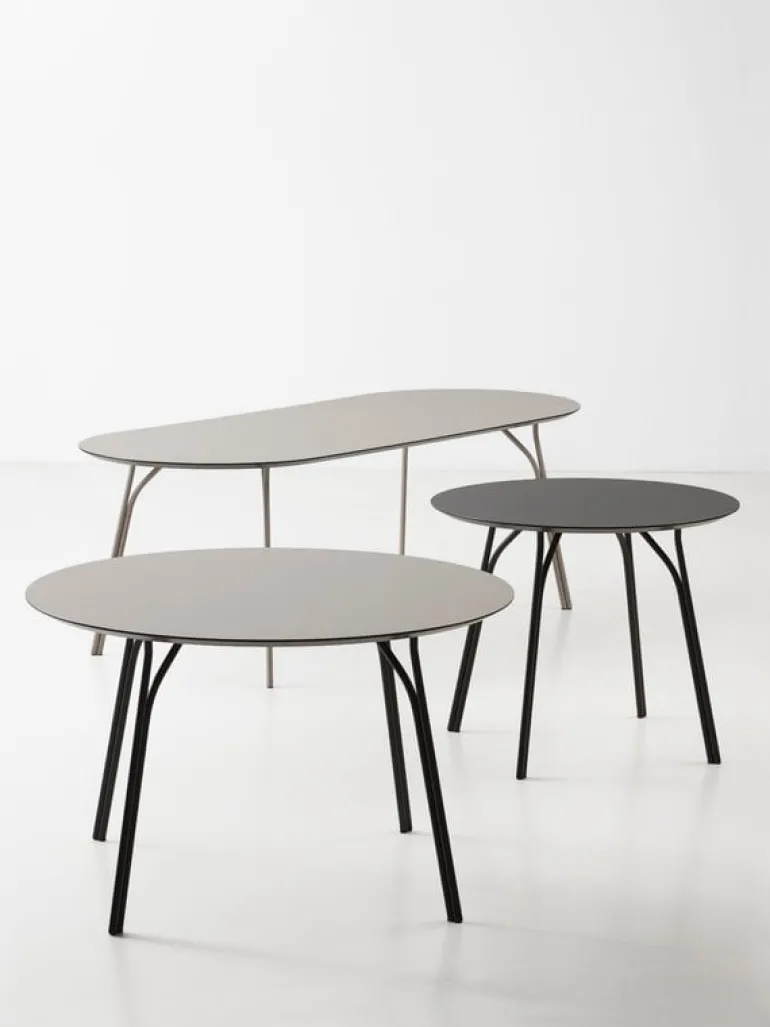 Woud Tree dining table, round 90 cm, black