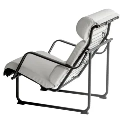 Yrjö Kukkapuro Remmi lounge chair, black - white leather