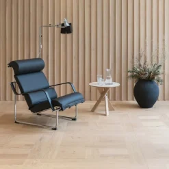 Yrjö Kukkapuro Remmi lounge chair, chrome - black leather