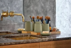 Zone Denmark Nova One toothbrush mug, matcha green